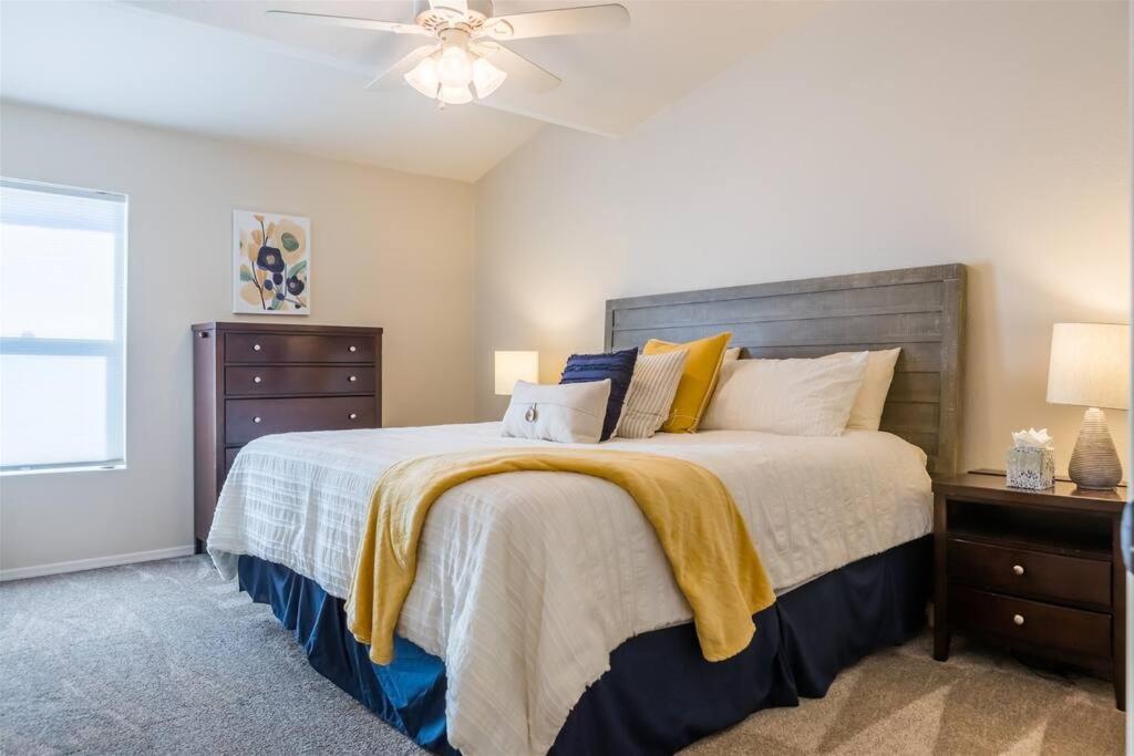12730 Virginia Ave, Avondale Villa Dış mekan fotoğraf