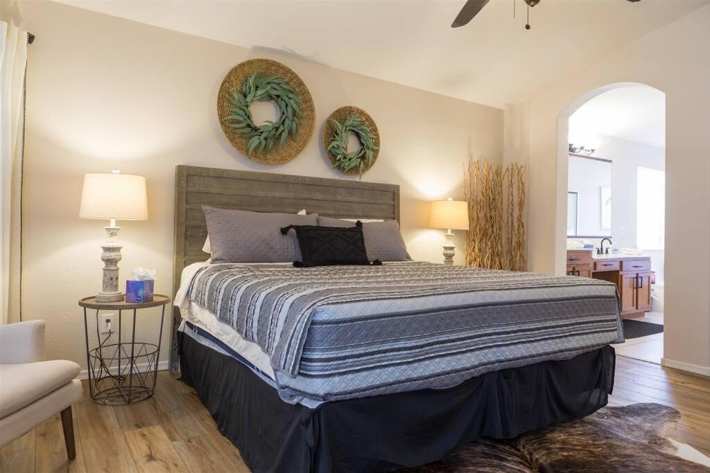 12730 Virginia Ave, Avondale Villa Dış mekan fotoğraf