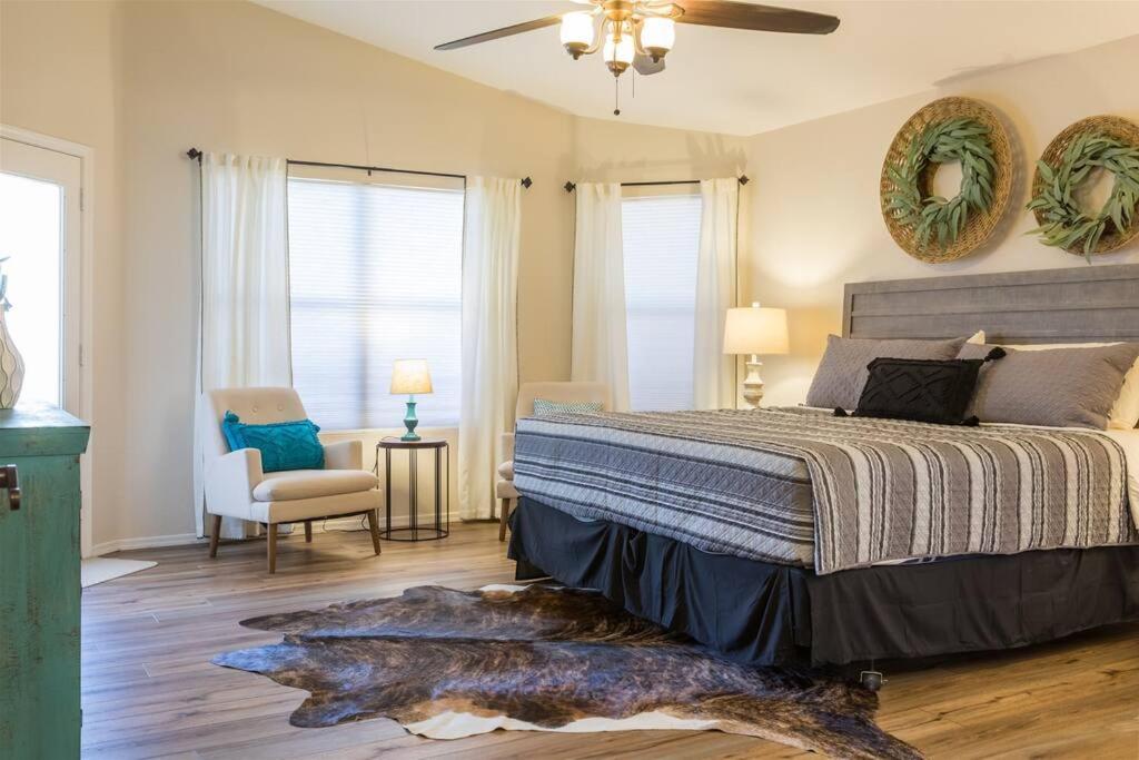 12730 Virginia Ave, Avondale Villa Dış mekan fotoğraf