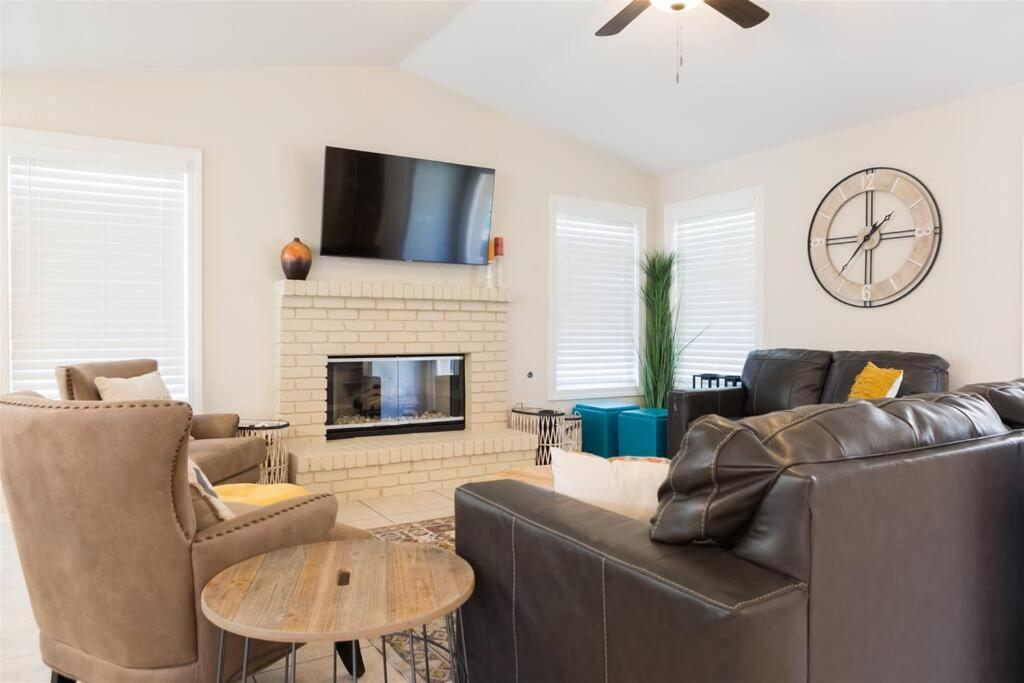 12730 Virginia Ave, Avondale Villa Dış mekan fotoğraf