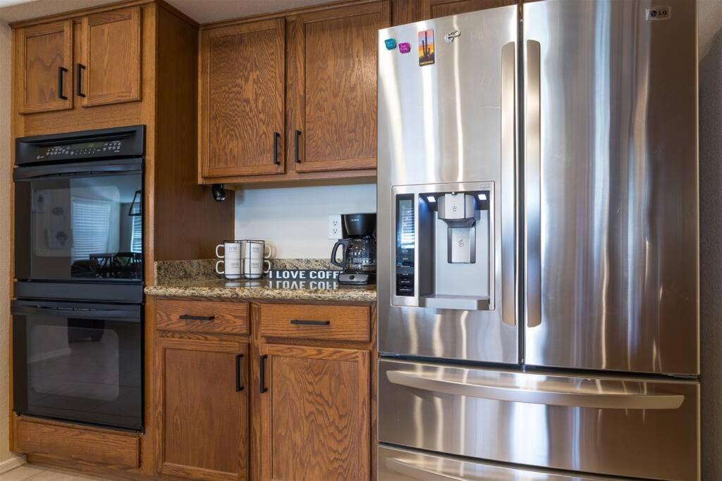 12730 Virginia Ave, Avondale Villa Dış mekan fotoğraf