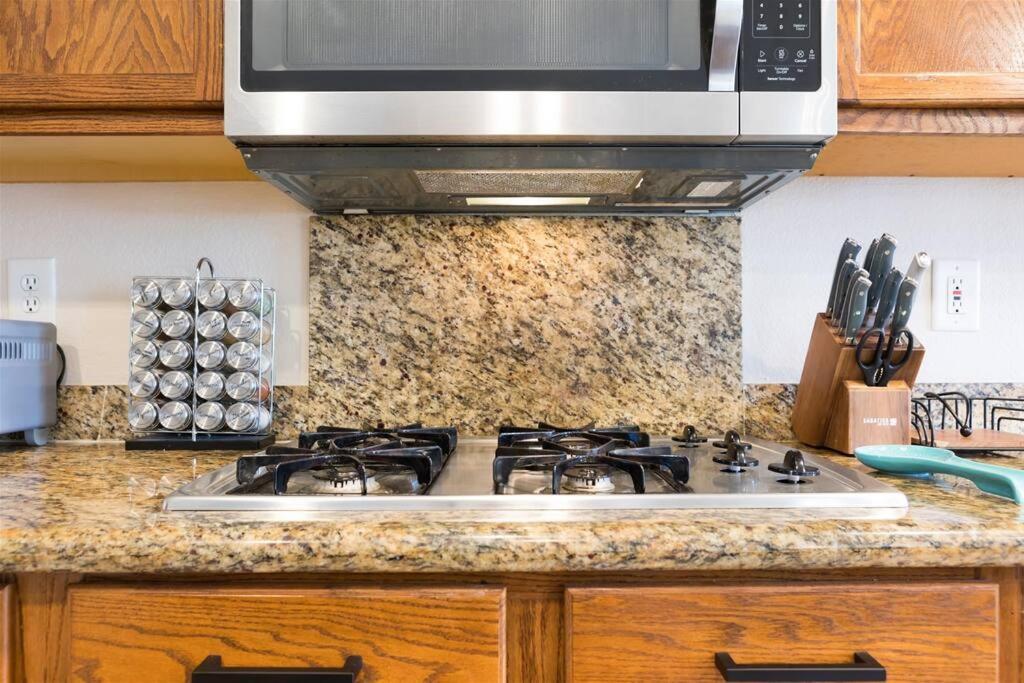 12730 Virginia Ave, Avondale Villa Dış mekan fotoğraf